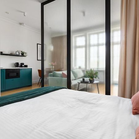 Apartament Aleja 22 Poznan Bagian luar foto