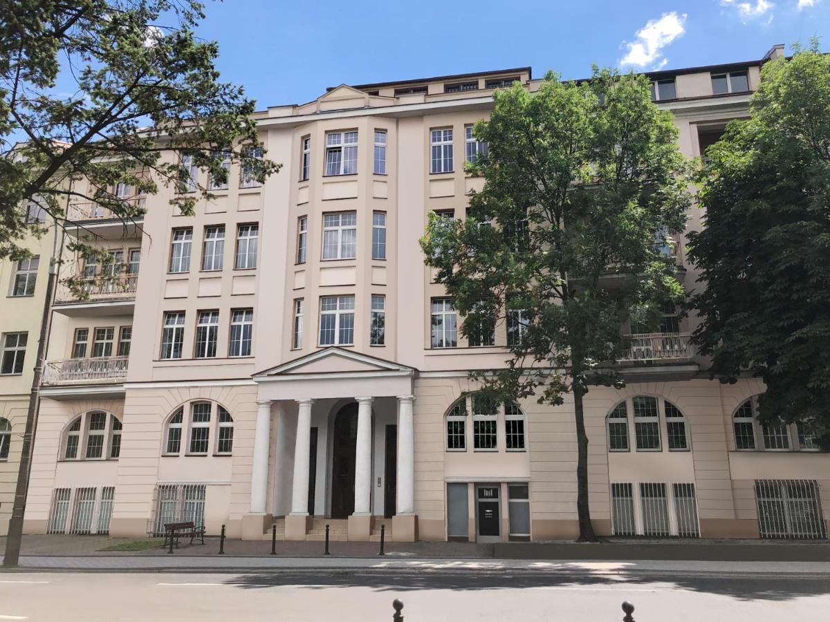 Apartament Aleja 22 Poznan Bagian luar foto