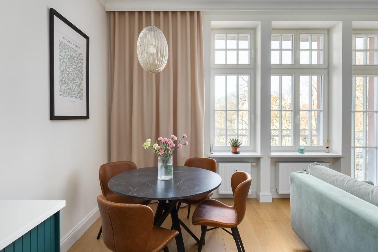 Apartament Aleja 22 Poznan Bagian luar foto